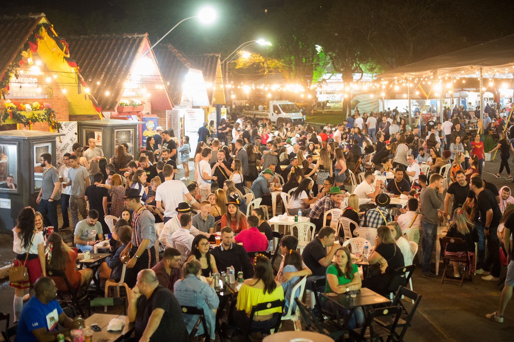Público pagante da 35ª Oktoberfest supera 128 mil pessoas Oktober