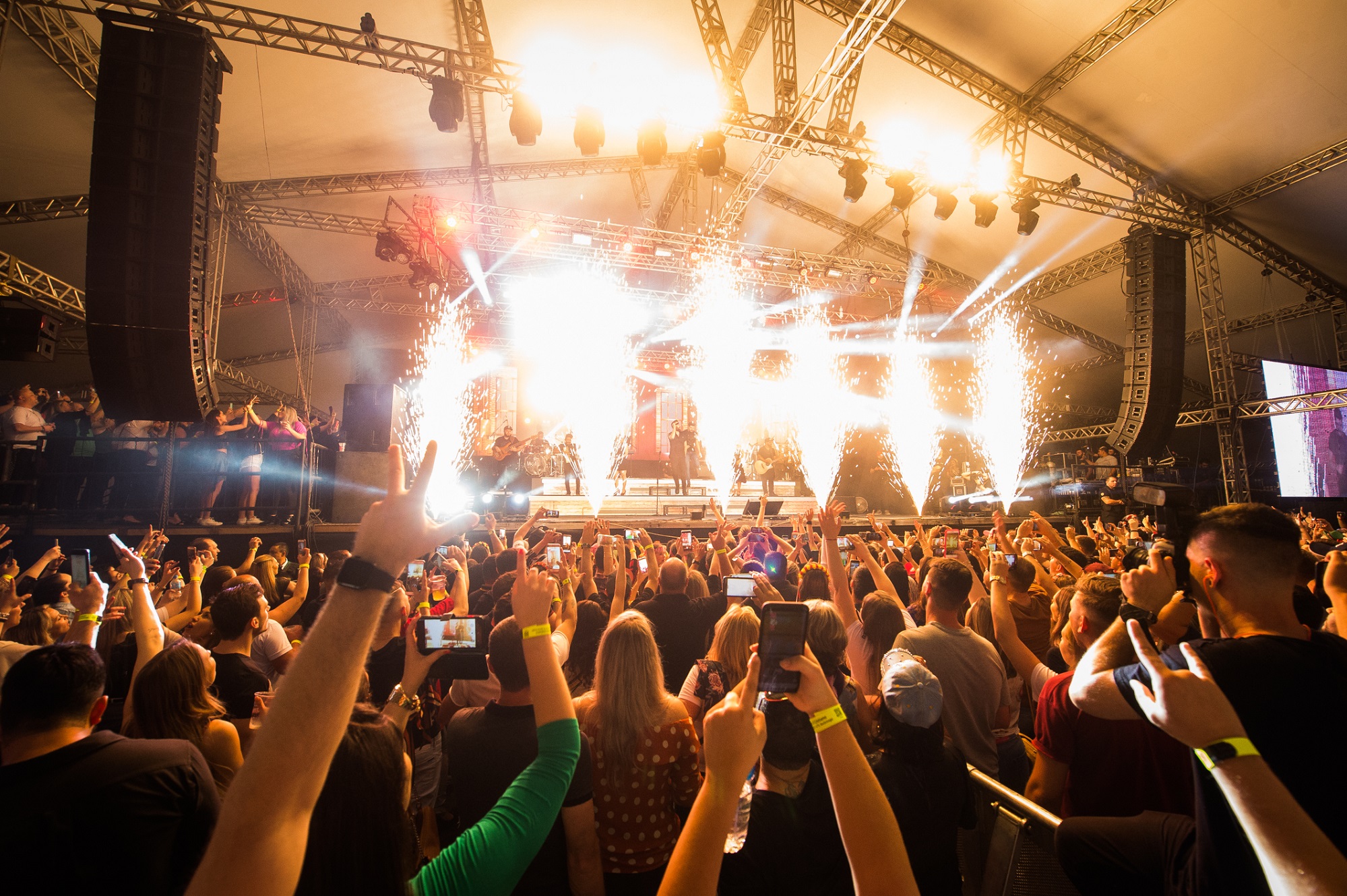 Comida e bebida liberada Arena de Shows da 37ª Oktoberfest terá setor